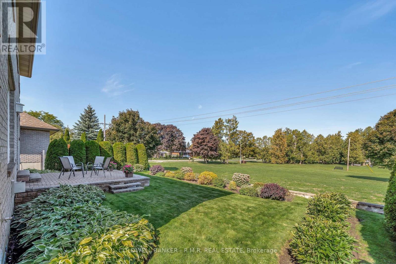 33 Lindway Place, Kawartha Lakes (Lindsay), Ontario  K9V 5S9 - Photo 2 - X12402101