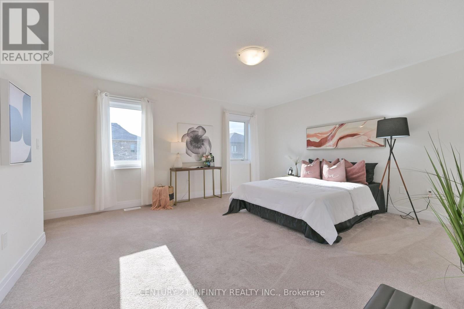 10 Hoad Street, Clarington (Newcastle), Ontario  L1B 0W1 - Photo 19 - E12402413