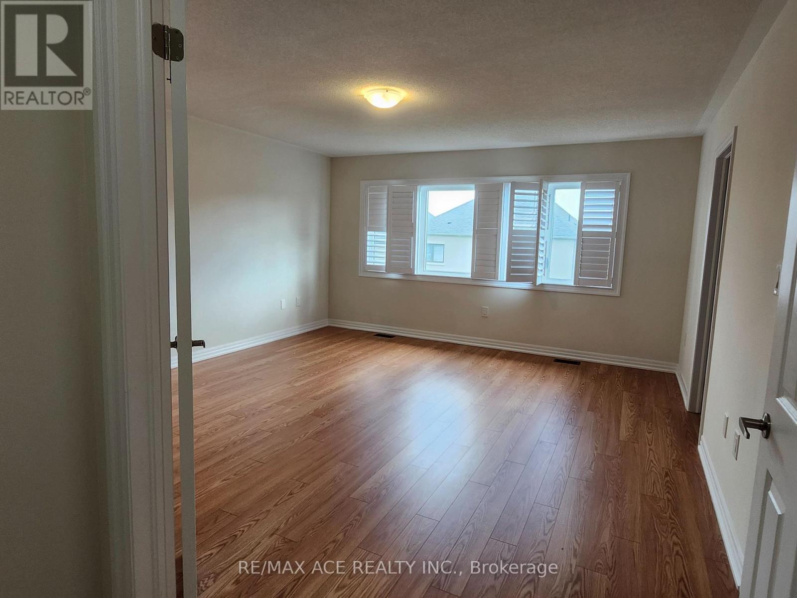 Main - 7 Northrop Avenue, Clarington (Newcastle), Ontario  L1B 0W6 - Photo 16 - E12402819