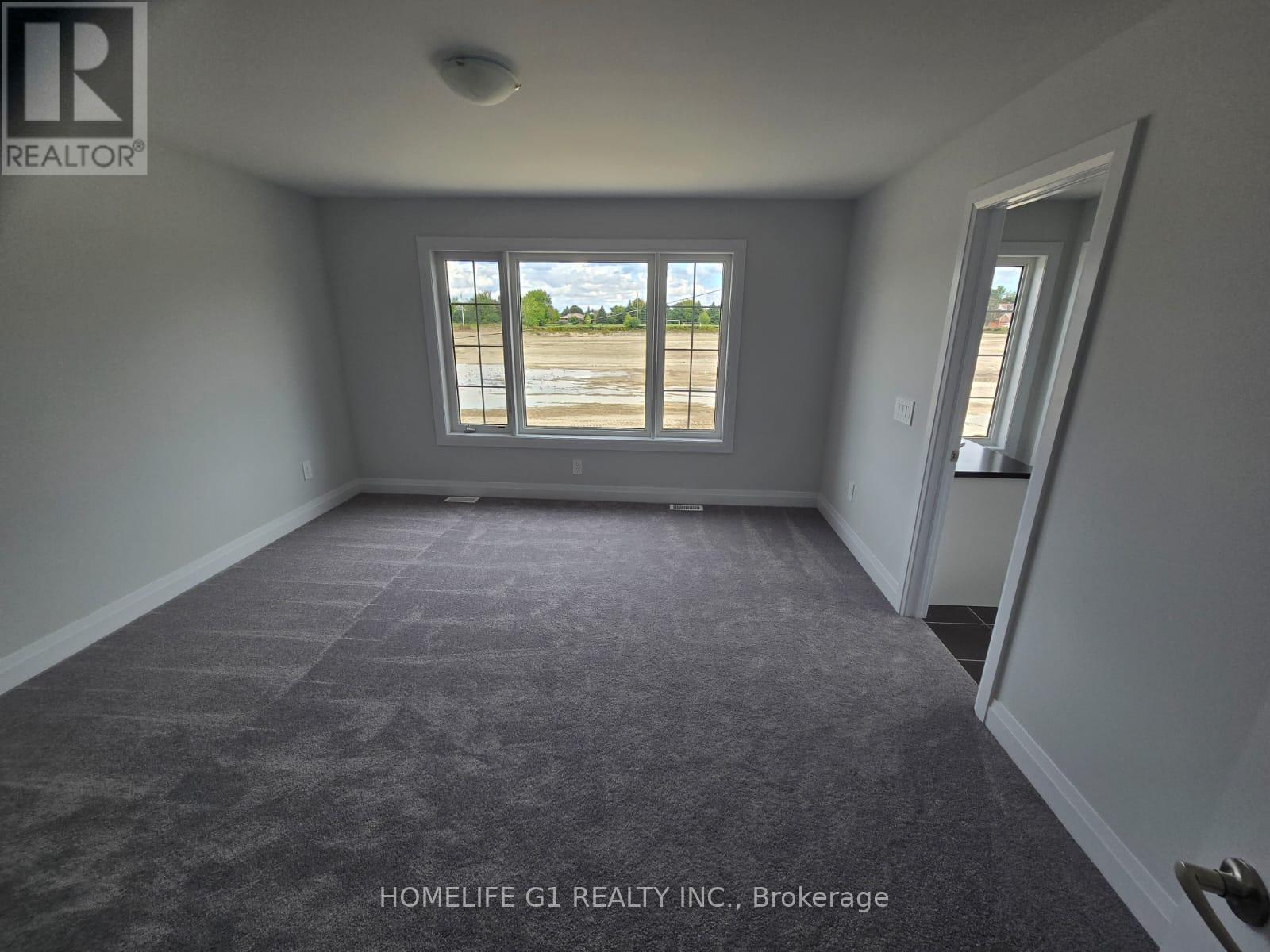 165 St Joseph Drive, Kawartha Lakes (Lindsay), Ontario  K9V 0R8 - Photo 12 - X12402847