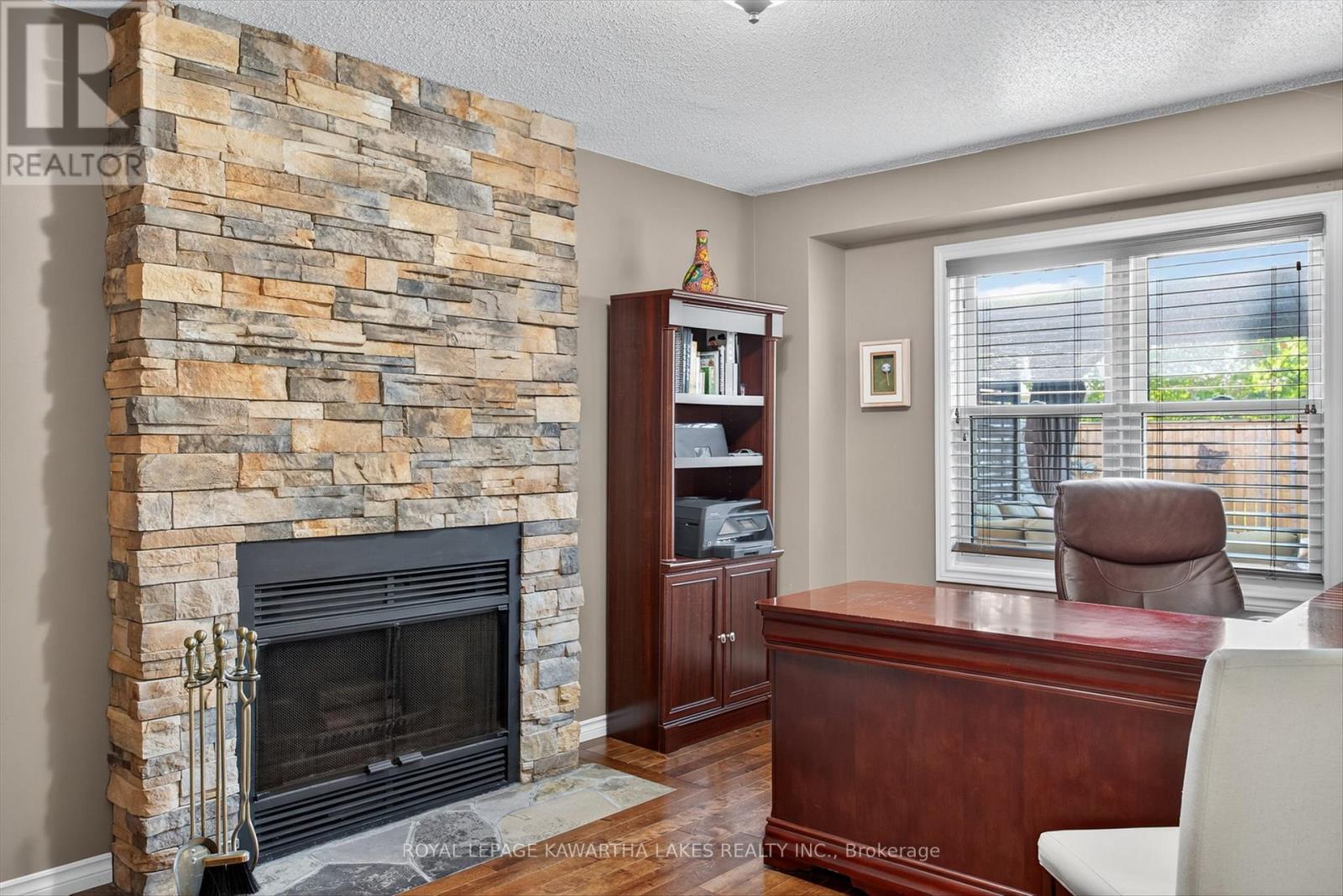 29 Flavelle Crescent, Kawartha Lakes (Lindsay), Ontario  K9V 6E3 - Photo 13 - X12403062