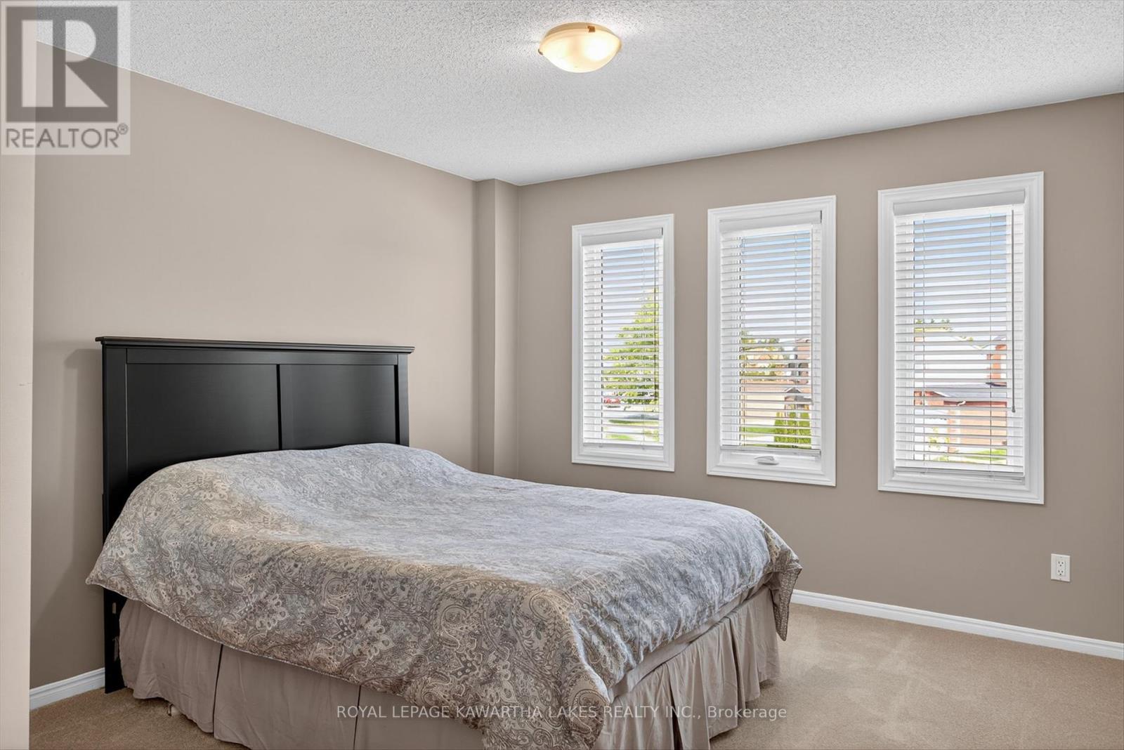 29 Flavelle Crescent, Kawartha Lakes (Lindsay), Ontario  K9V 6E3 - Photo 20 - X12403062