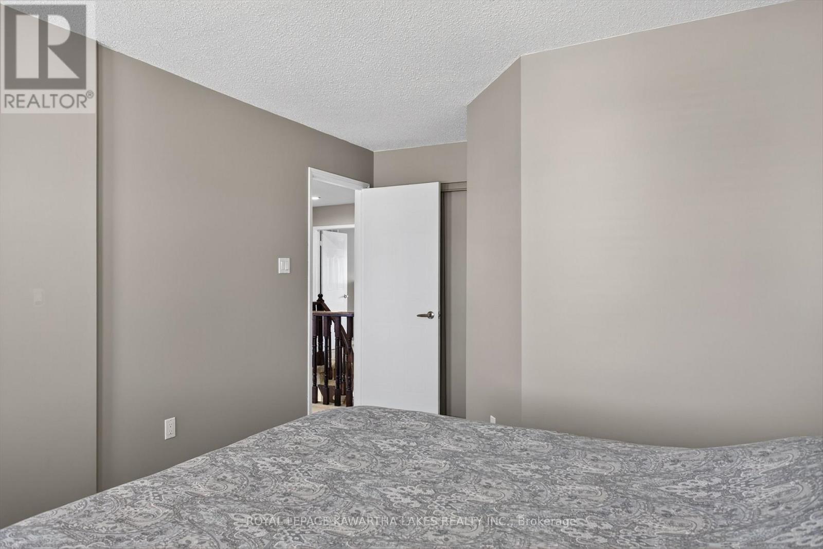 29 Flavelle Crescent, Kawartha Lakes (Lindsay), Ontario  K9V 6E3 - Photo 21 - X12403062