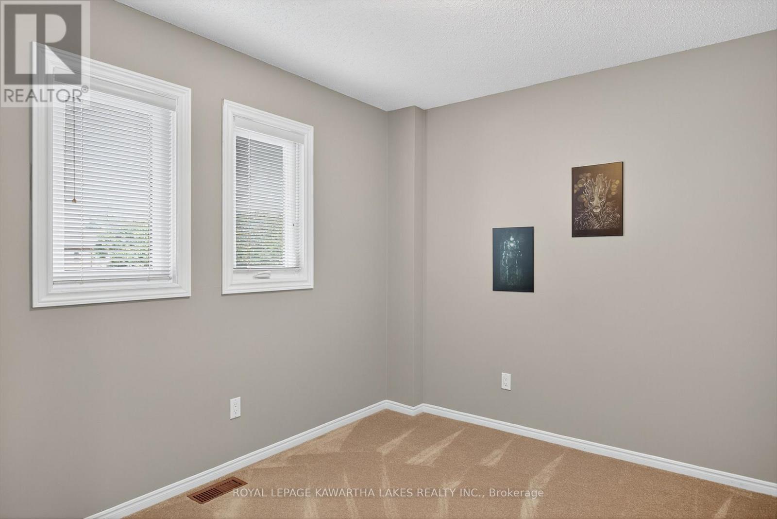29 Flavelle Crescent, Kawartha Lakes (Lindsay), Ontario  K9V 6E3 - Photo 23 - X12403062