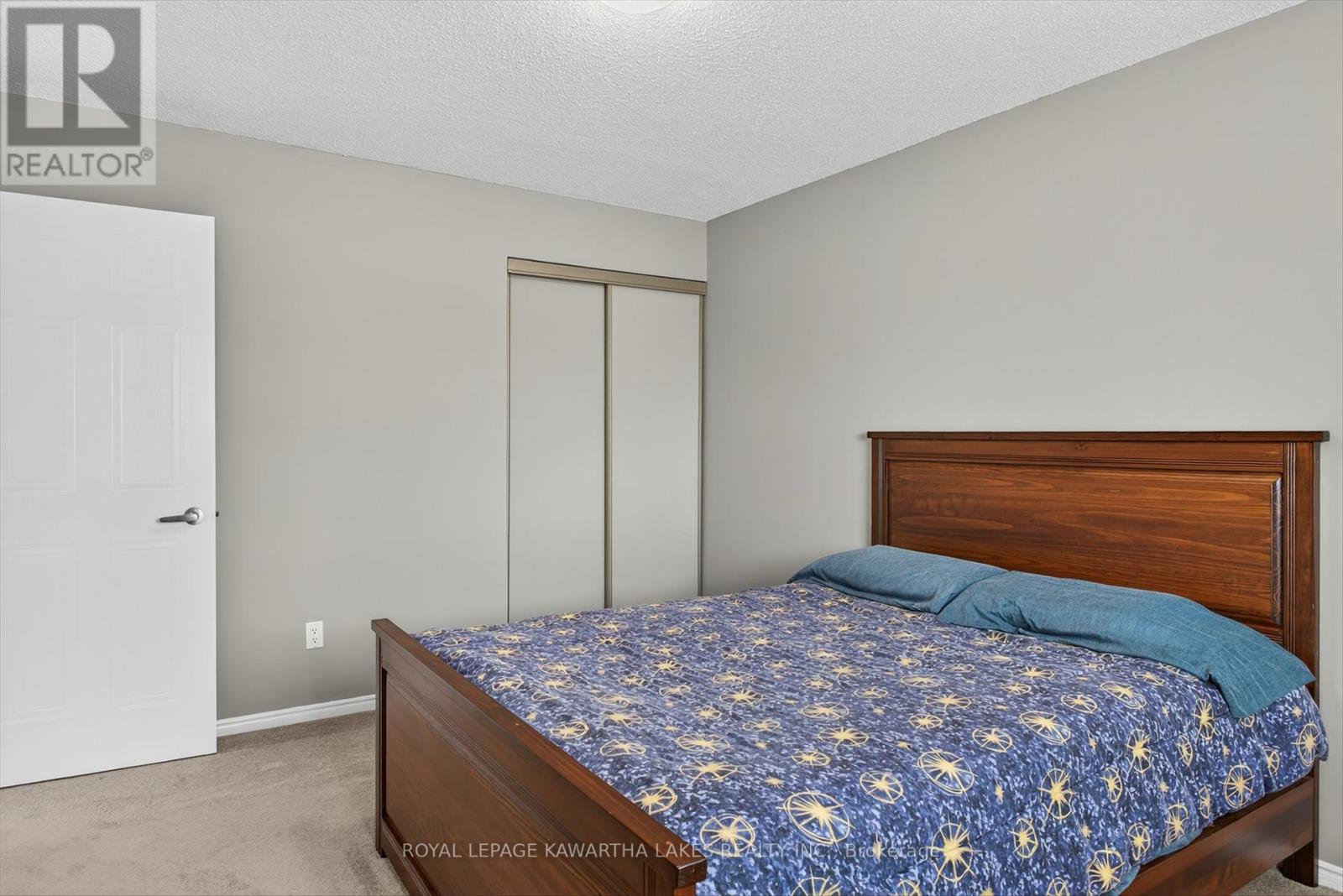 29 Flavelle Crescent, Kawartha Lakes (Lindsay), Ontario  K9V 6E3 - Photo 26 - X12403062