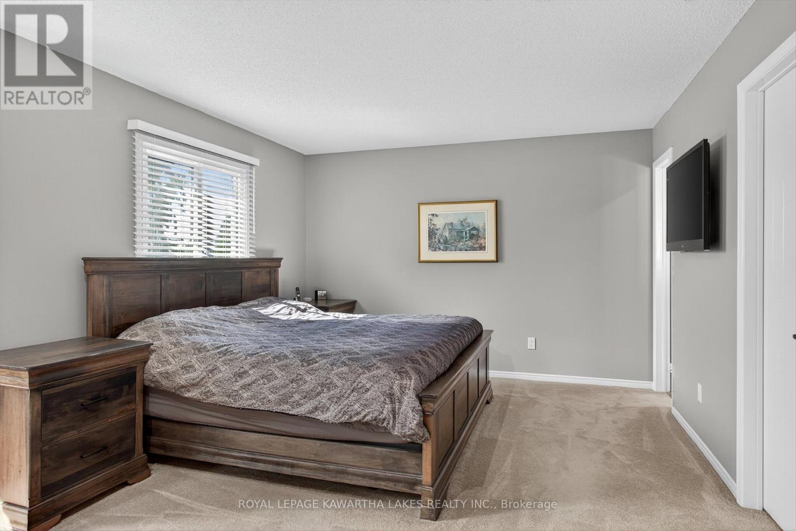 29 Flavelle Crescent, Kawartha Lakes (Lindsay), Ontario  K9V 6E3 - Photo 28 - X12403062