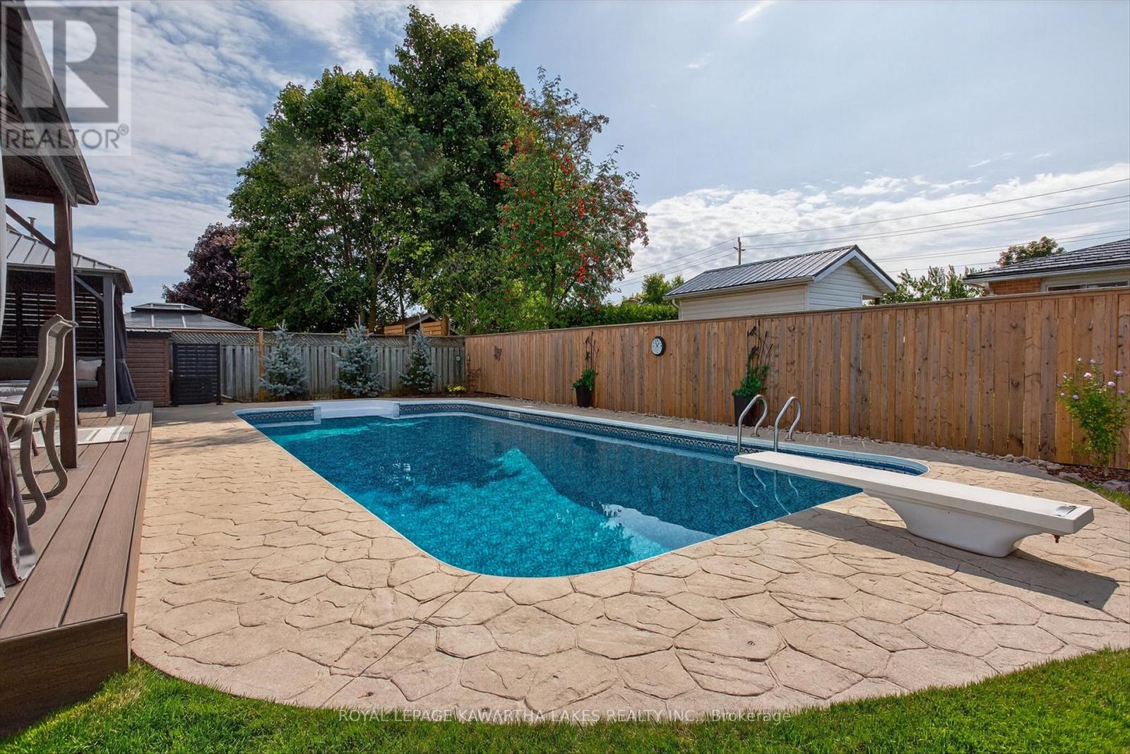 29 Flavelle Crescent, Kawartha Lakes (Lindsay), Ontario  K9V 6E3 - Photo 42 - X12403062