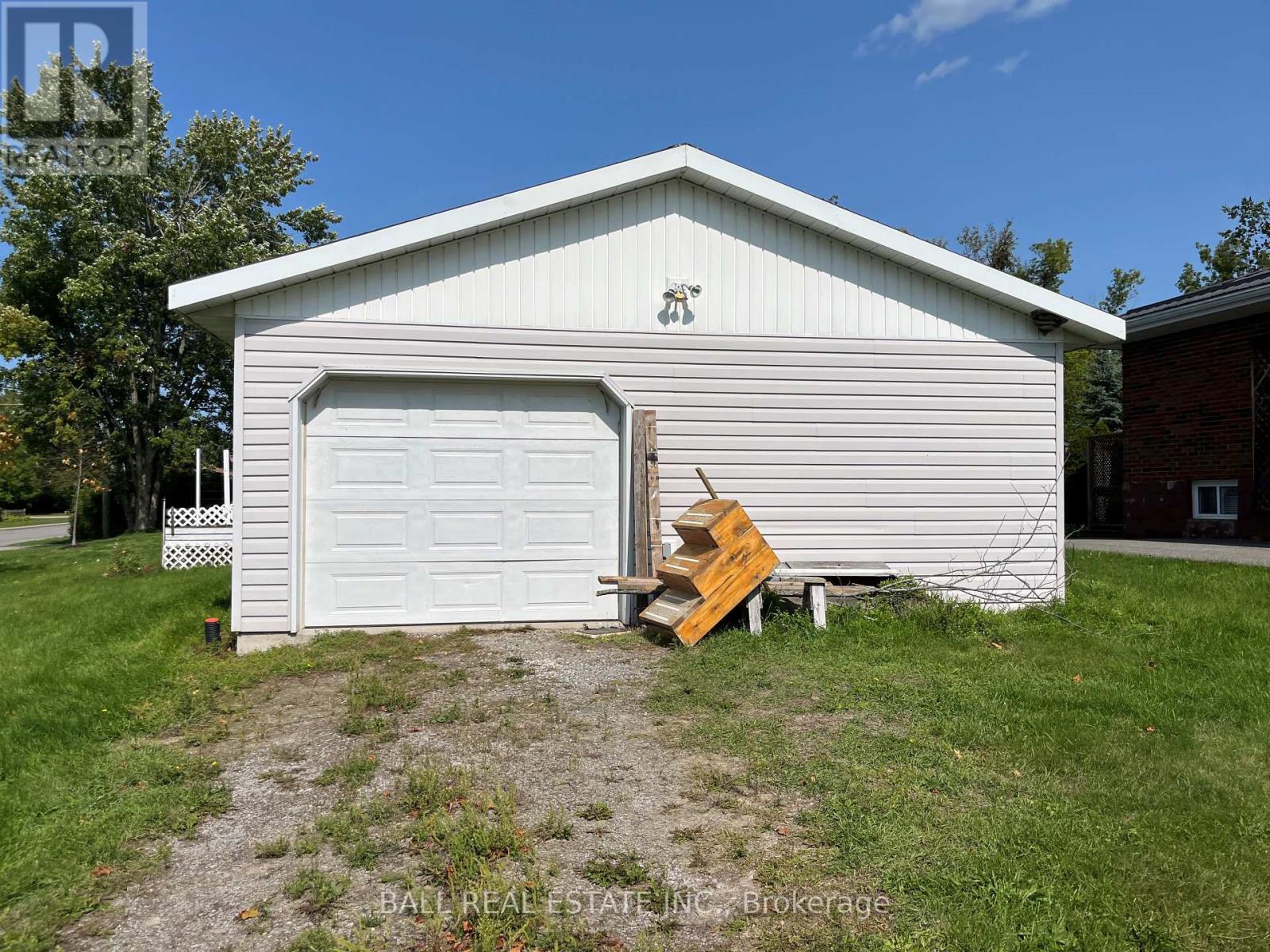 8 Church Lane, Trent Hills (Hastings), Ontario  K0L 1Y0 - Photo 2 - X12403191