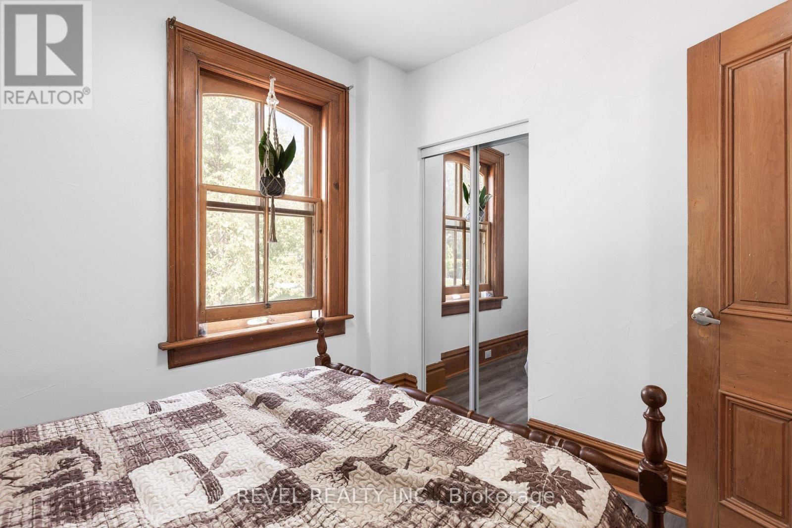 61 Bond Street, Kawartha Lakes (Lindsay), Ontario  K9V 3R3 - Photo 27 - X12403197