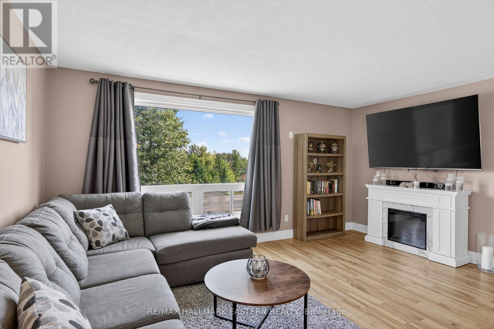 4476 Hwy 7, Asphodel-Norwood, Ontario  K0L 2V0 - Photo 5 - X12403839