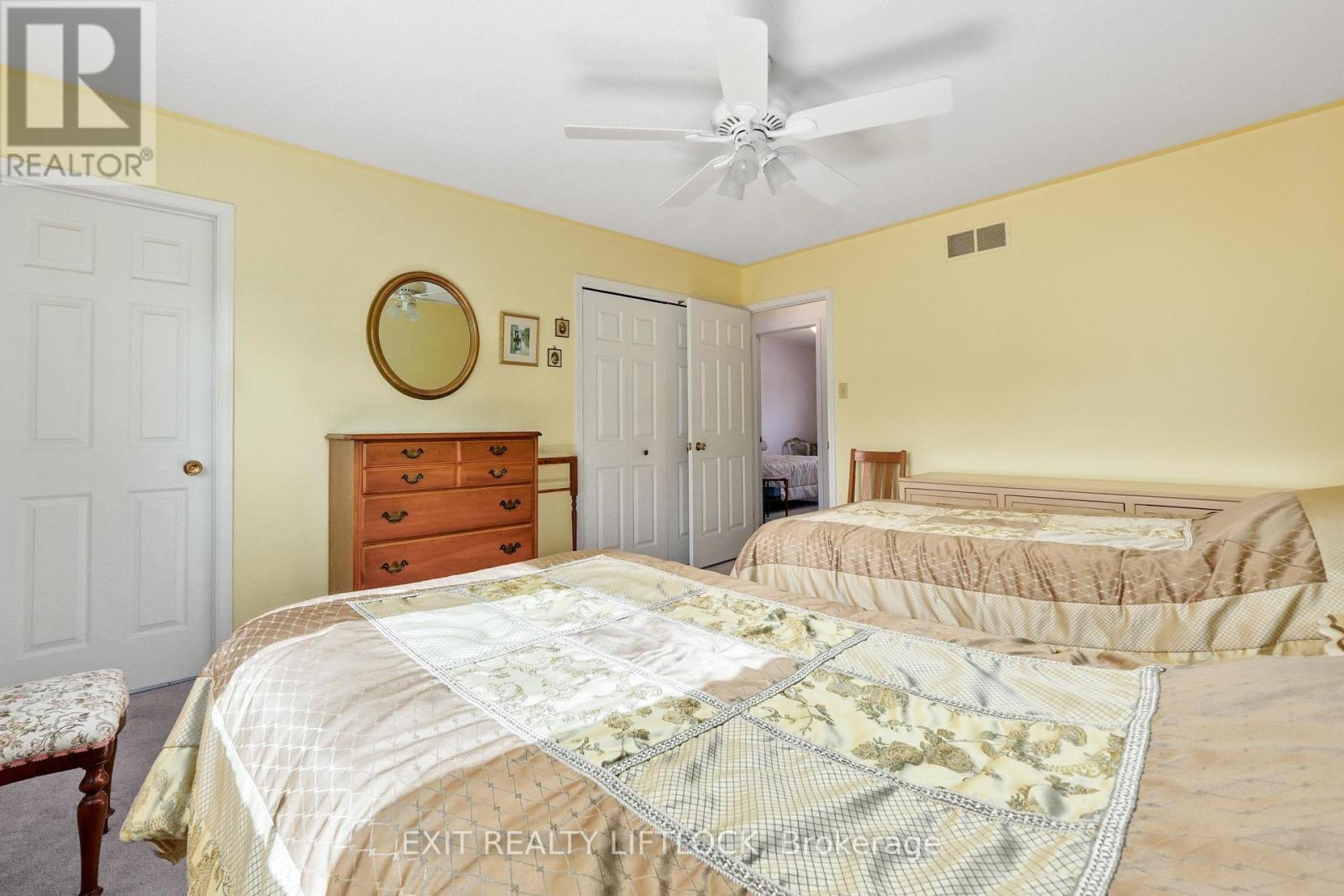 12 Victoria Avenue, Smith-Ennismore-Lakefield (Lakefield), Ontario  K0L 2H0 - Photo 30 - X12403946