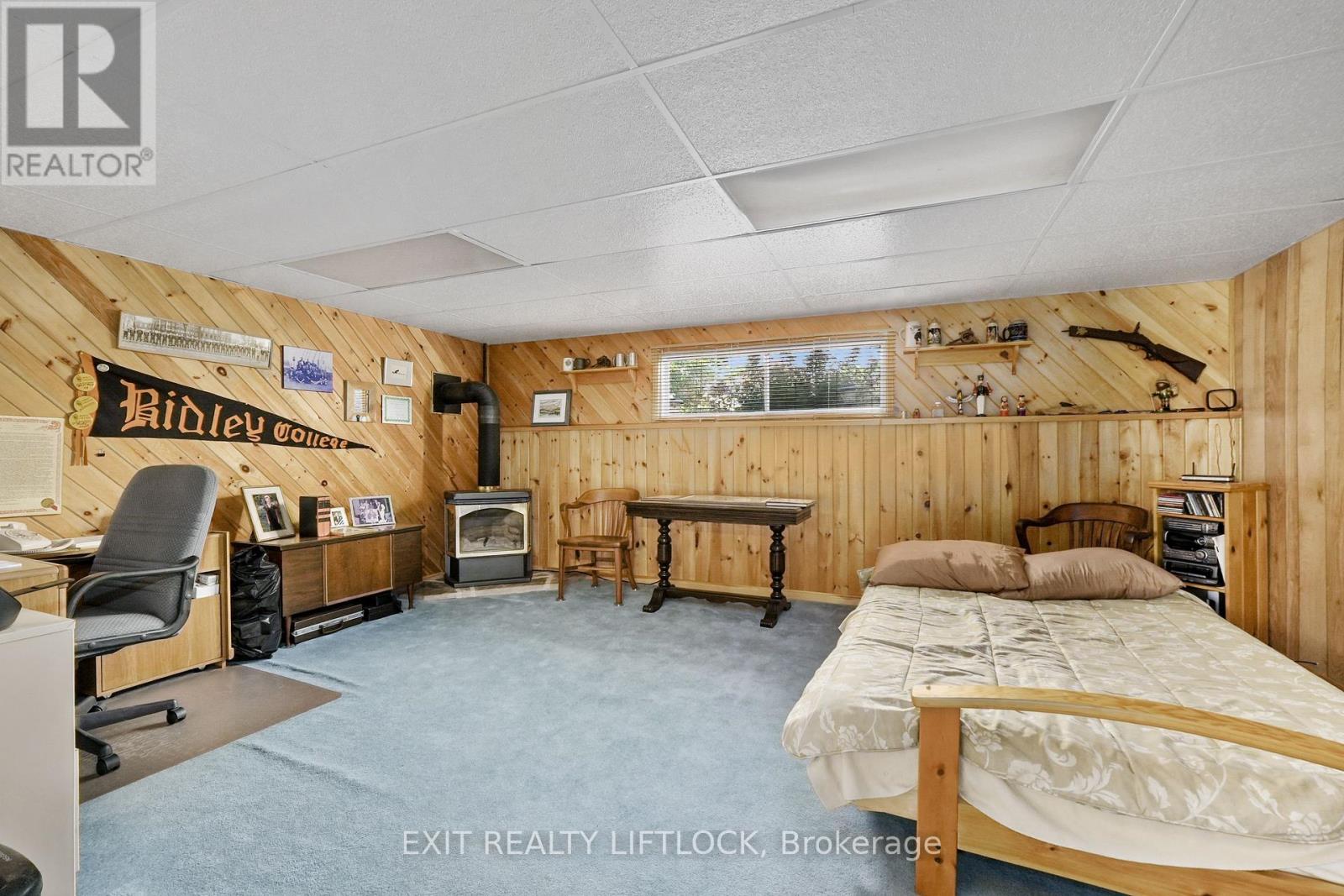 12 Victoria Avenue, Smith-Ennismore-Lakefield (Lakefield), Ontario  K0L 2H0 - Photo 32 - X12403946