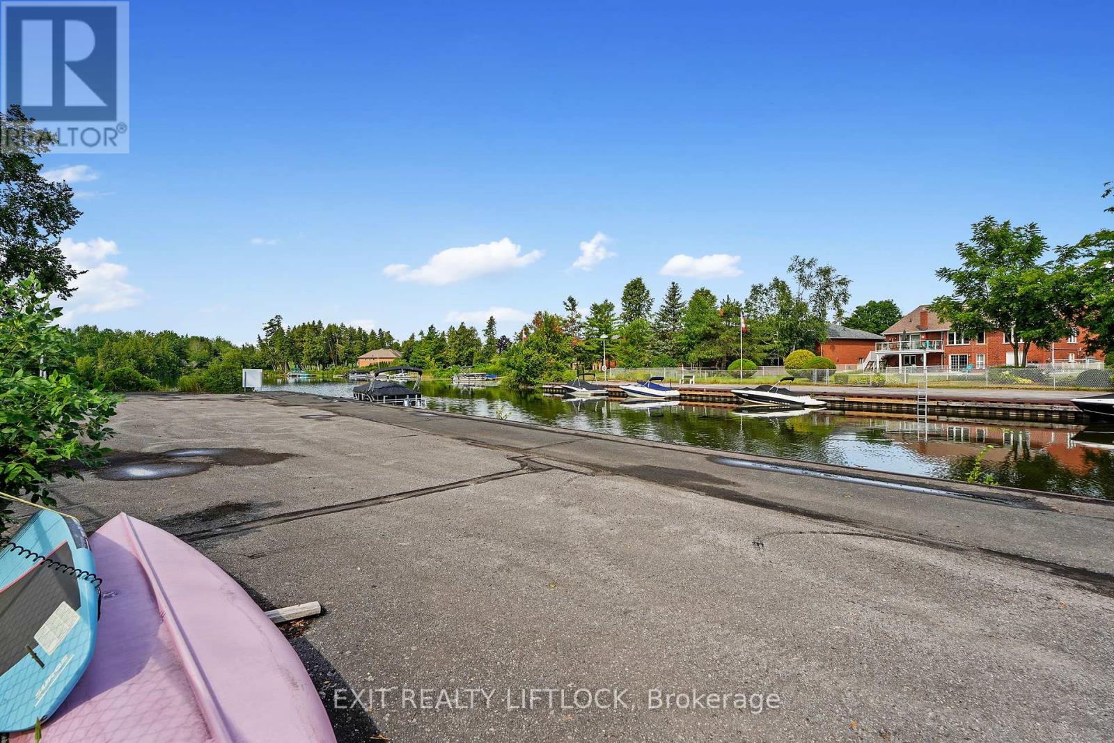 12 Victoria Avenue, Smith-Ennismore-Lakefield (Lakefield), Ontario  K0L 2H0 - Photo 38 - X12403946