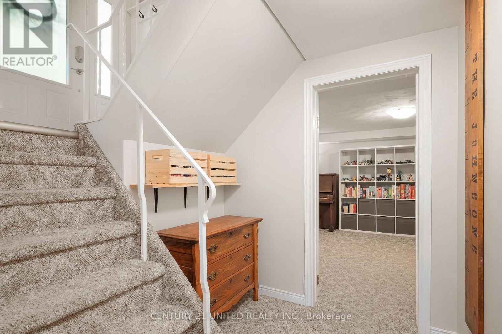1321 Keewatin Boulevard, Peterborough (Northcrest Ward 5), Ontario  K9H 6X4 - Photo 23 - X12404047