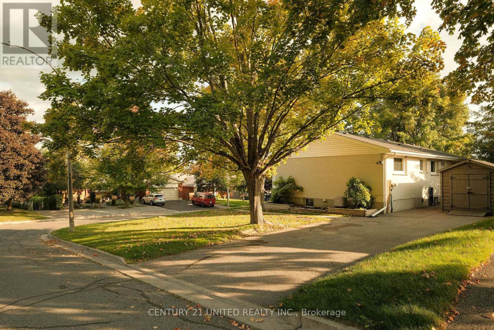 1321 Keewatin Boulevard, Peterborough (Northcrest Ward 5), Ontario  K9H 6X4 - Photo 36 - X12404047