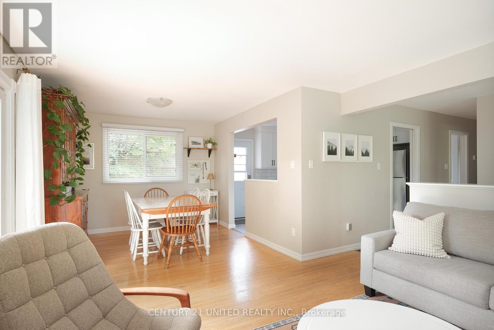 1321 Keewatin Boulevard, Peterborough (Northcrest Ward 5), Ontario  K9H 6X4 - Photo 7 - X12404047