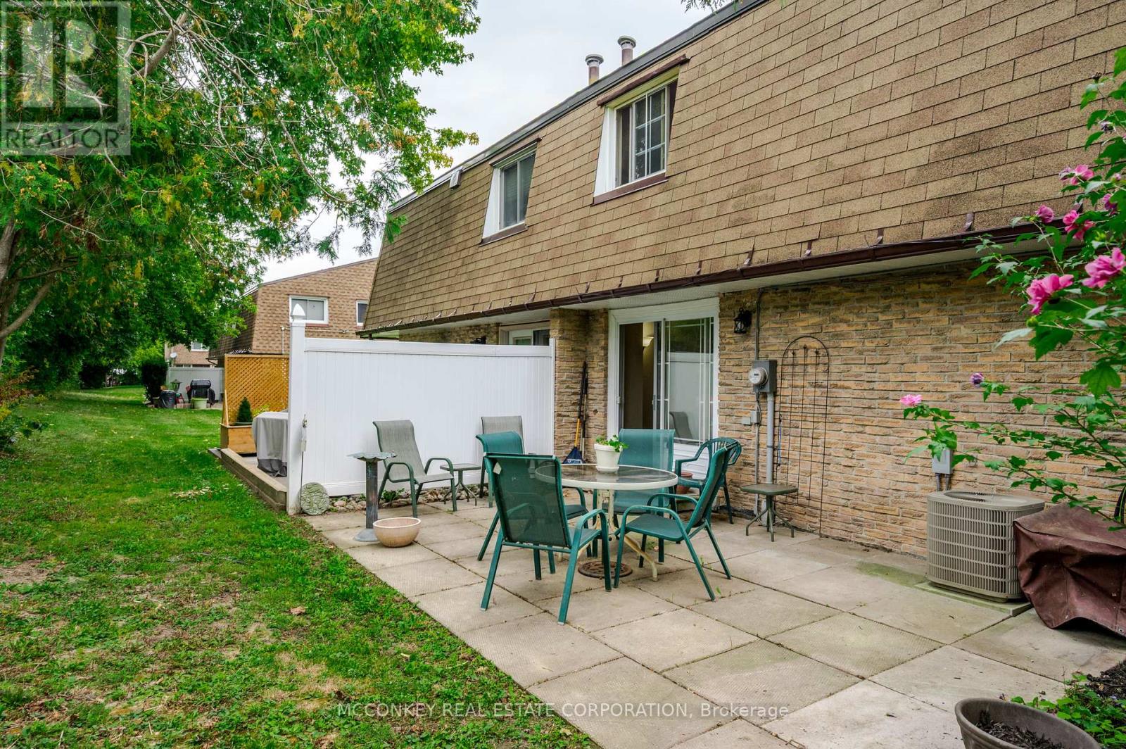 11 - 740 Chamberlain Street W, Peterborough (Otonabee Ward 1), Ontario  K9J 4M3 - Photo 19 - X12404202