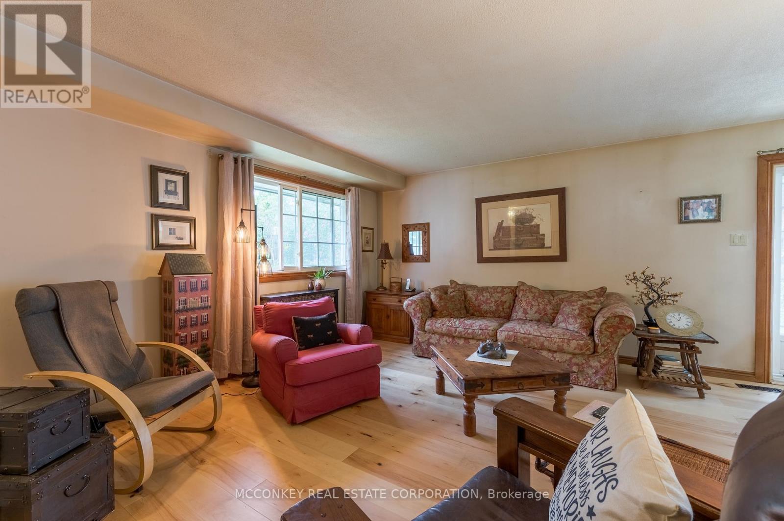 11 - 740 Chamberlain Street W, Peterborough (Otonabee Ward 1), Ontario  K9J 4M3 - Photo 6 - X12404202