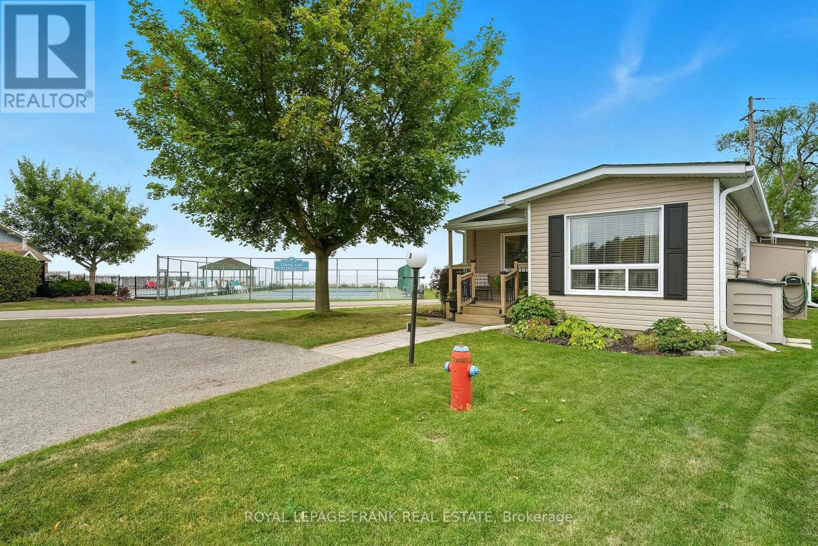3 Wheelhouse Drive, Clarington (Newcastle), Ontario  L1B 1B9 - Photo 4 - E12404319