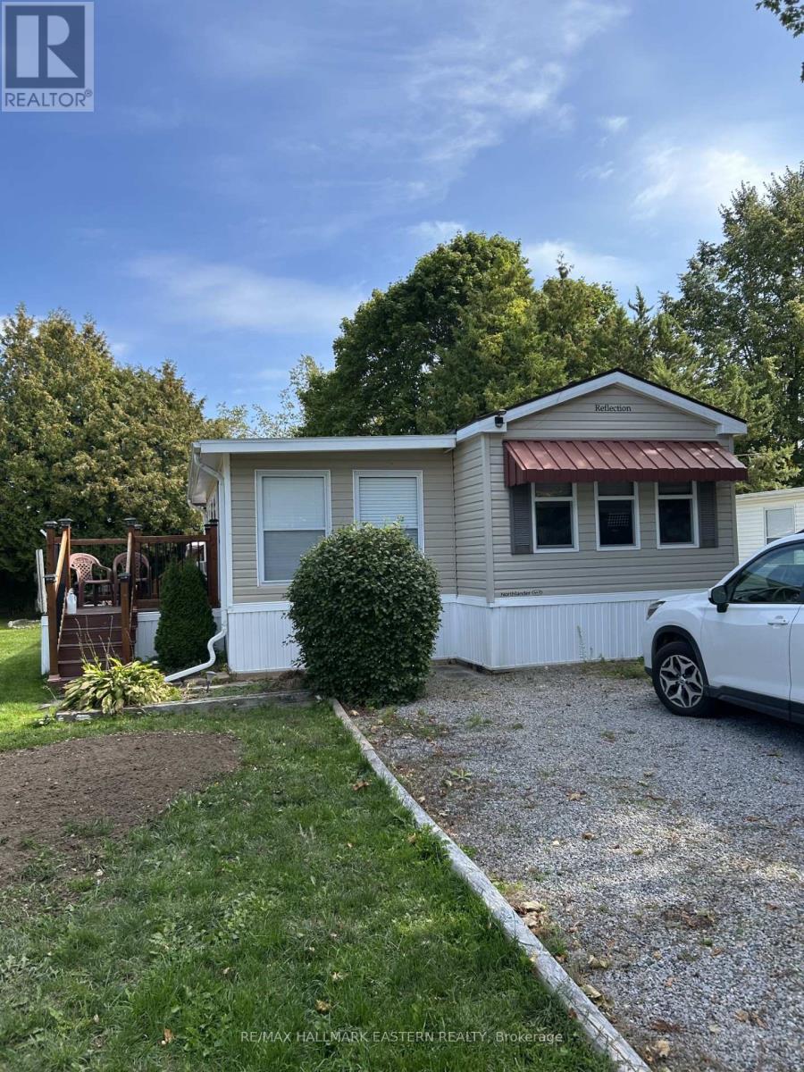 7 Hilltop Drive, Otonabee-South Monaghan, Ontario  K0L 2G0 - Photo 2 - X12404264