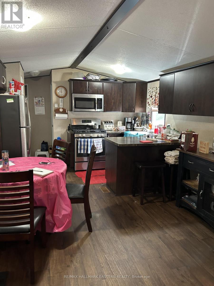 7 Hilltop Drive, Otonabee-South Monaghan, Ontario  K0L 2G0 - Photo 7 - X12404264
