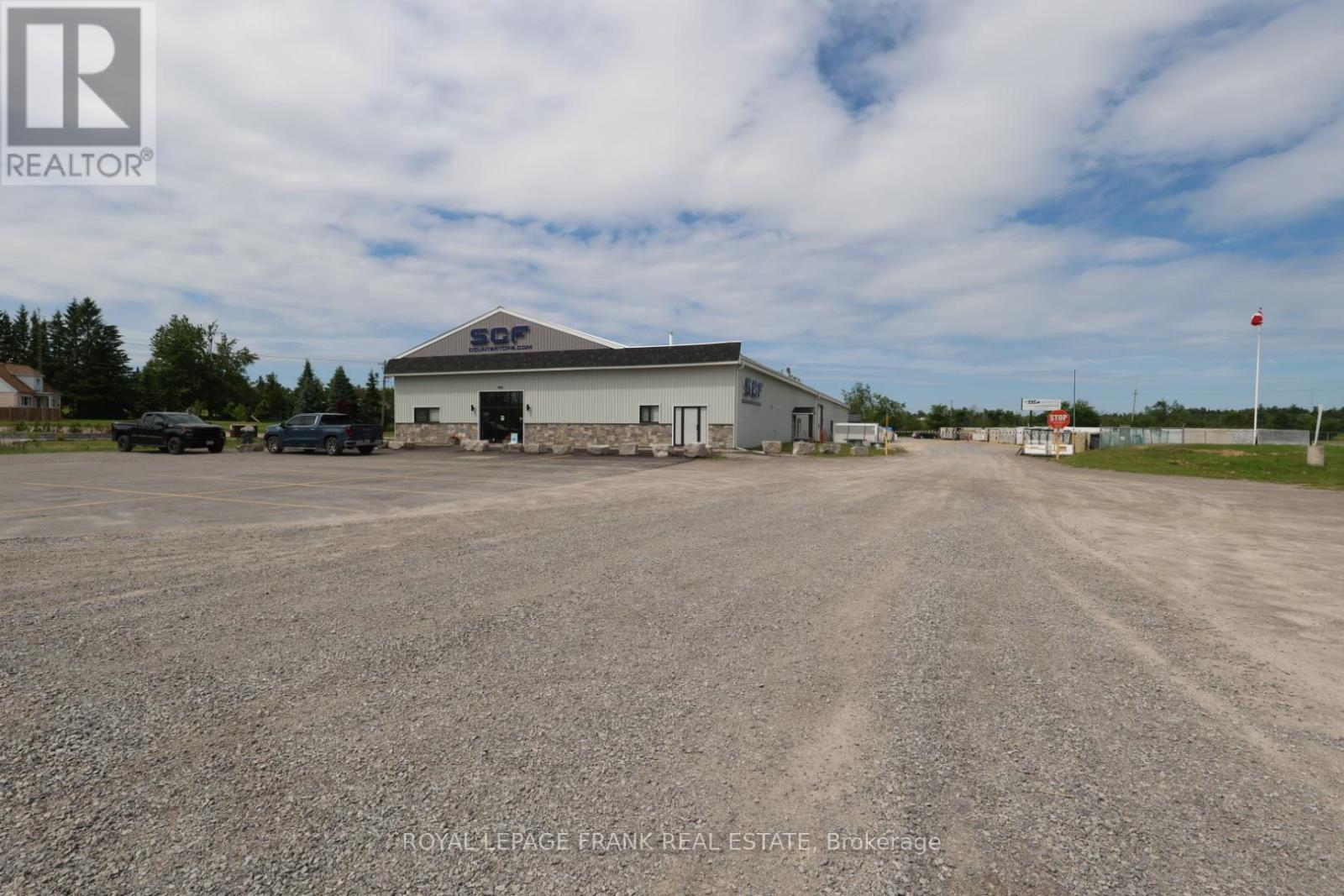 2075 Davis Road, Cavan Monaghan (Cavan-Monaghan), Ontario  K9J 6X4 - Photo 5 - X12330850
