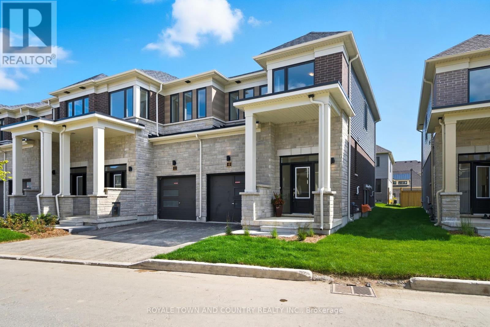 40 Hickey Lane, Kawartha Lakes (Lindsay), Ontario  K9V 0T2 - Photo 2 - X12404342