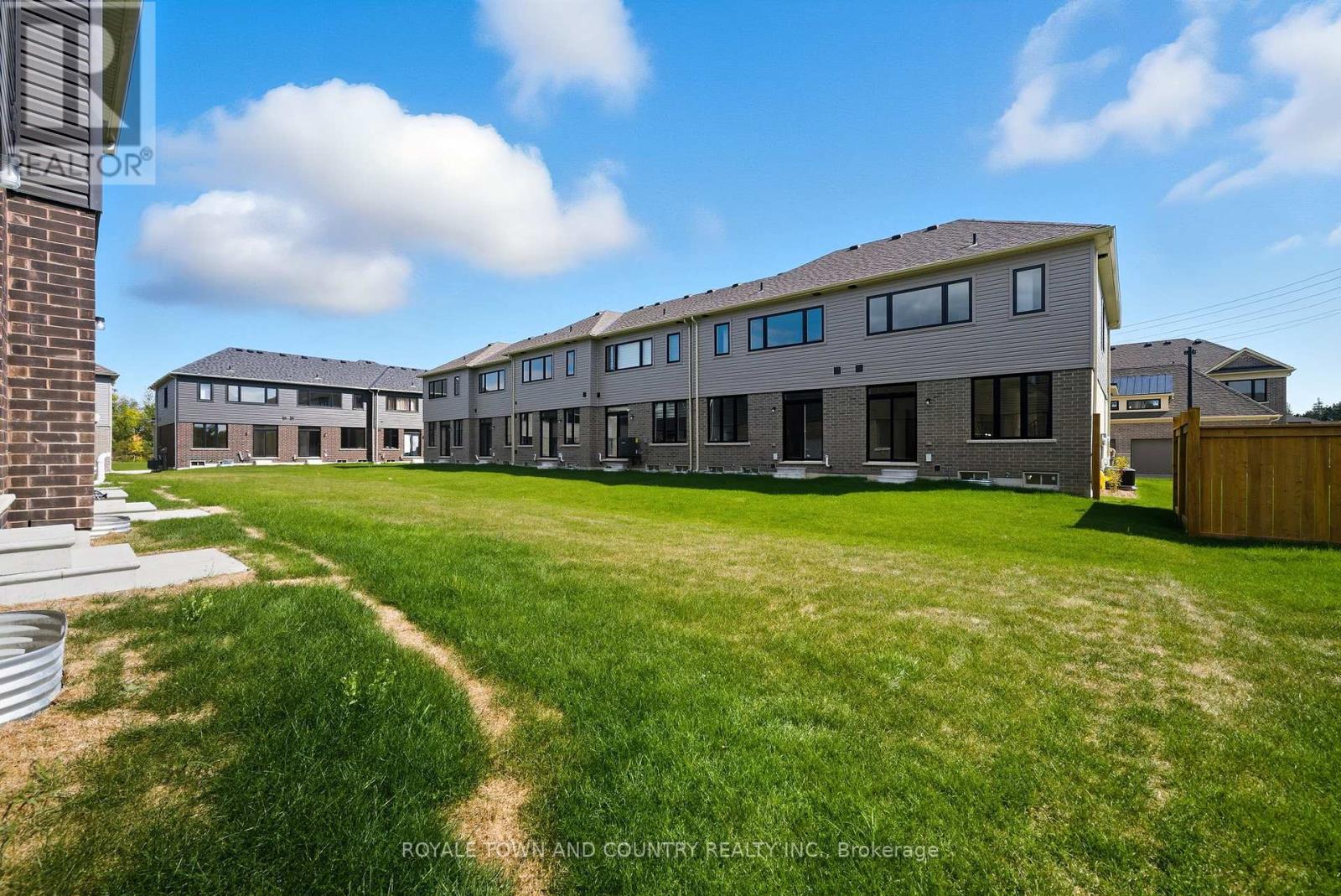 40 Hickey Lane, Kawartha Lakes (Lindsay), Ontario  K9V 0T2 - Photo 40 - X12404342
