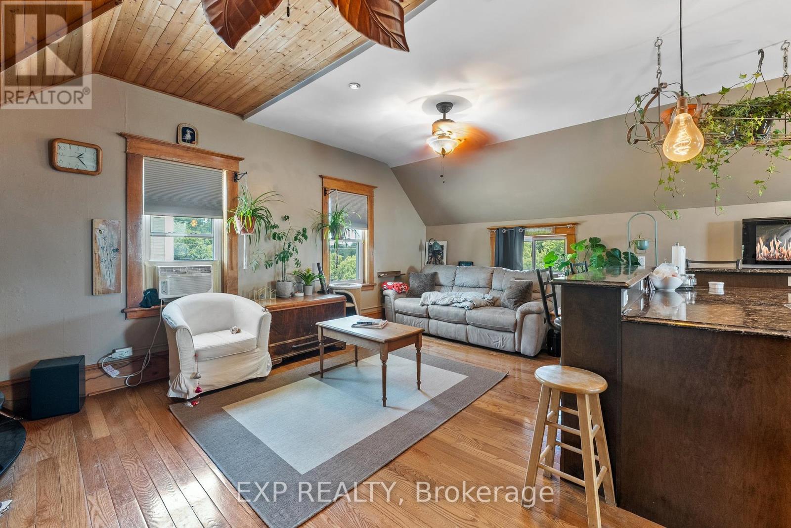 104 William Street N, Kawartha Lakes (Lindsay), Ontario  K9V 4A5 - Photo 24 - X12404577