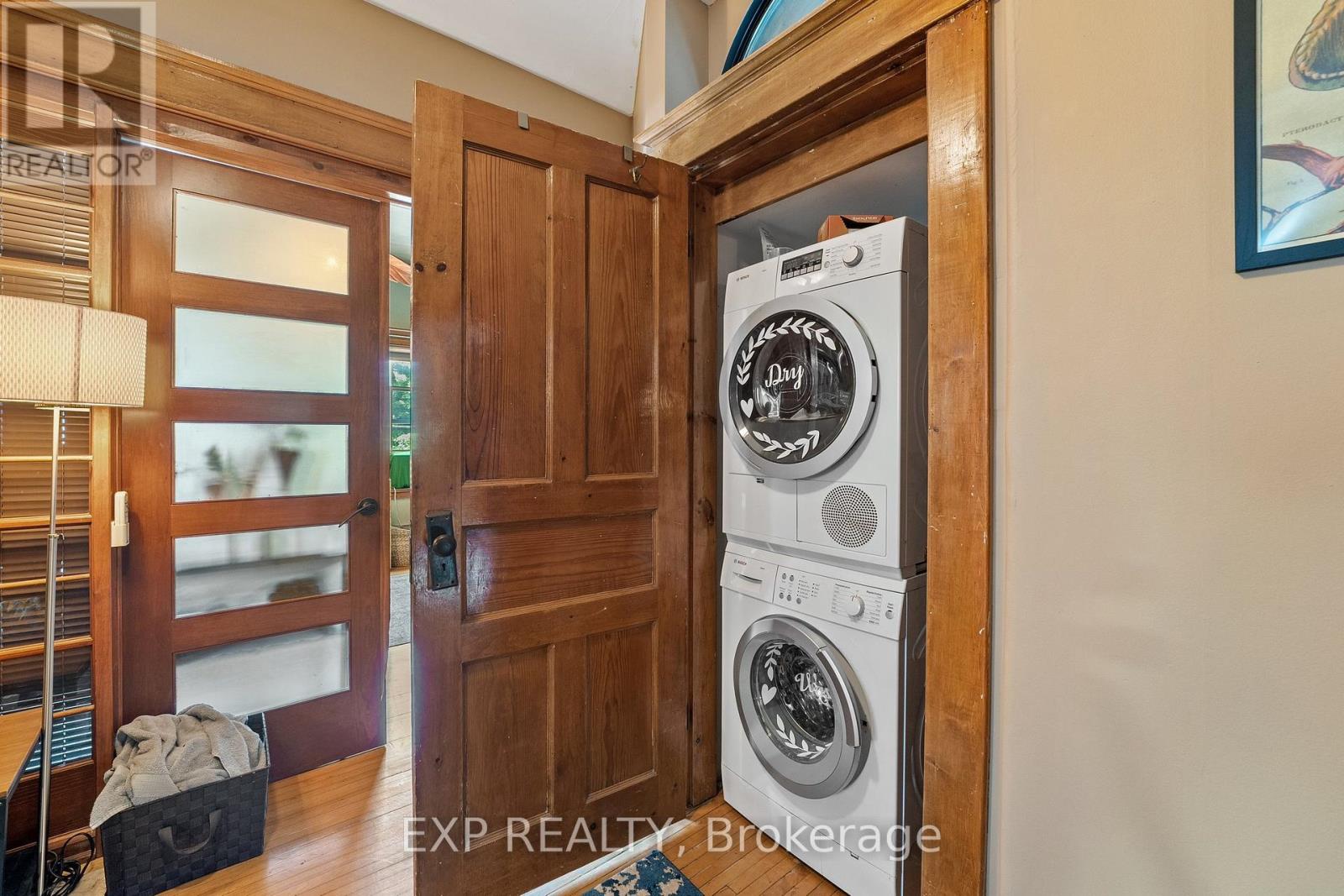 104 William Street N, Kawartha Lakes (Lindsay), Ontario  K9V 4A5 - Photo 30 - X12404577
