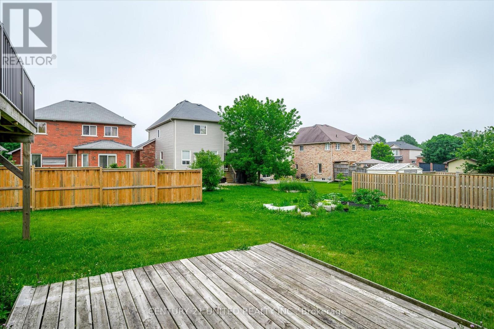 213 Farrier Crescent, Peterborough (Northcrest Ward 5), Ontario  K9L 0A6 - Photo 39 - X12404998
