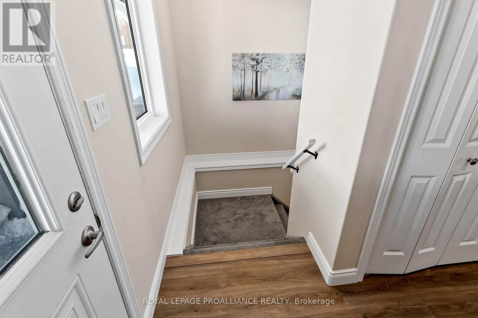 6 Ferris Court, Trent Hills (Campbellford), Ontario  K0L 1L0 - Photo 17 - X12405196