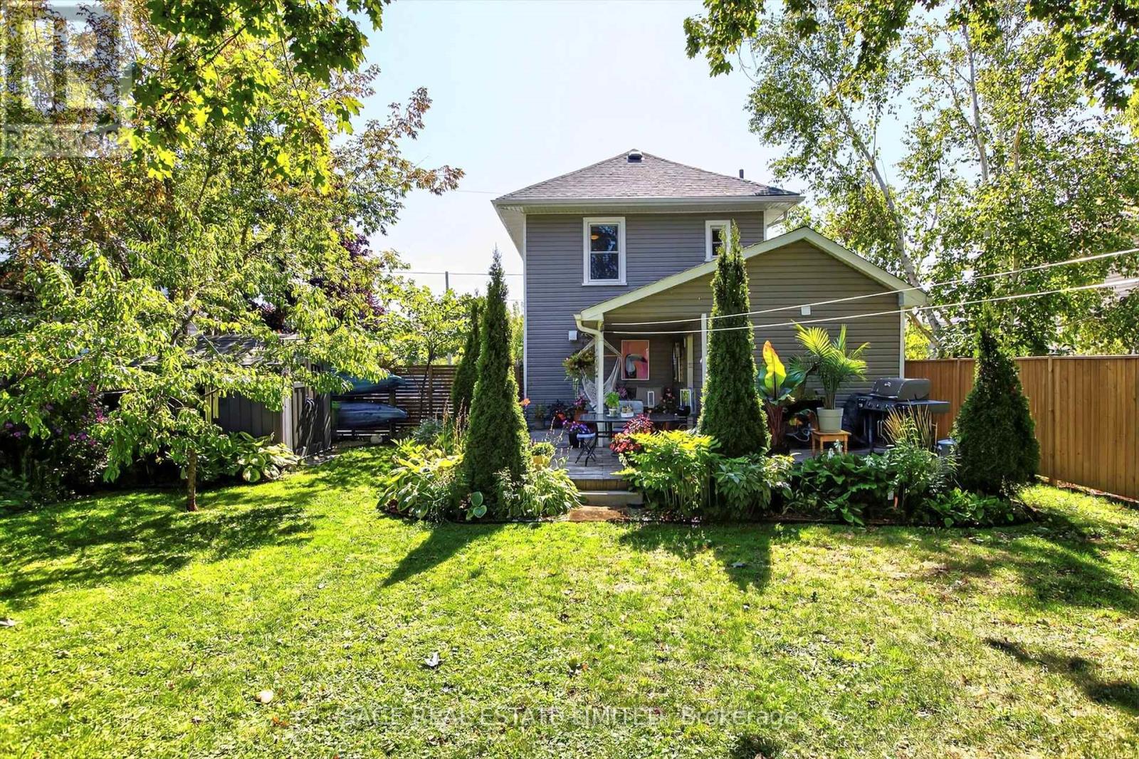72 Victoria Avenue, Peterborough (Northcrest Ward 5), Ontario  K9H 4W1 - Photo 38 - X12405568