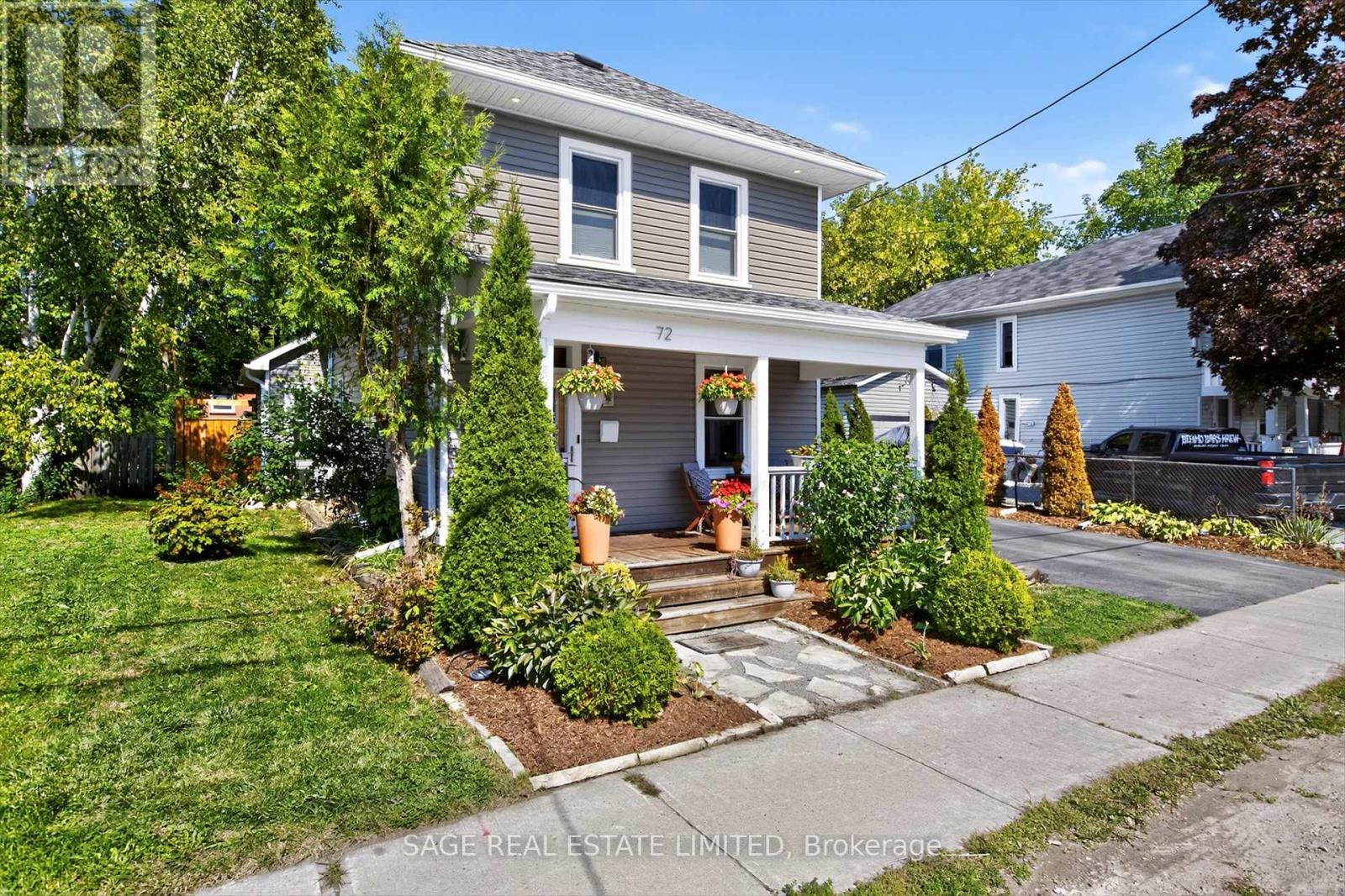 72 Victoria Avenue, Peterborough (Northcrest Ward 5), Ontario  K9H 4W1 - Photo 4 - X12405568