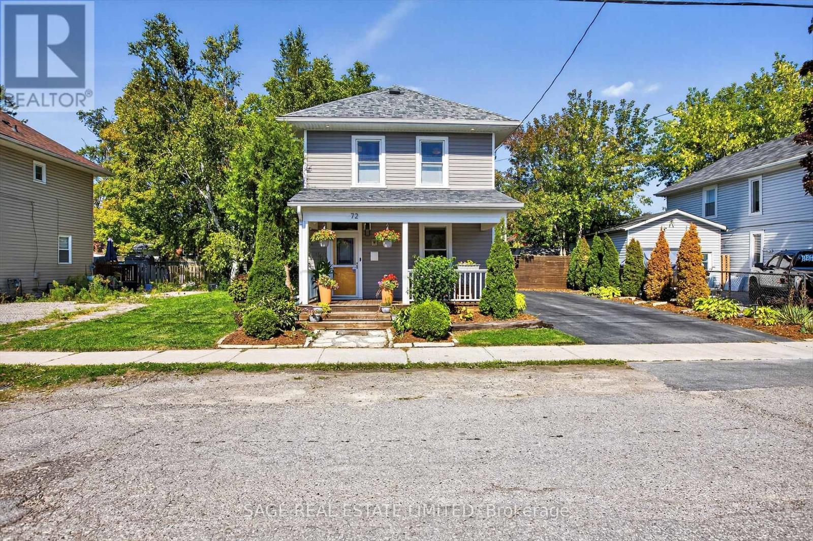 72 Victoria Avenue, Peterborough (Northcrest Ward 5), Ontario  K9H 4W1 - Photo 5 - X12405568