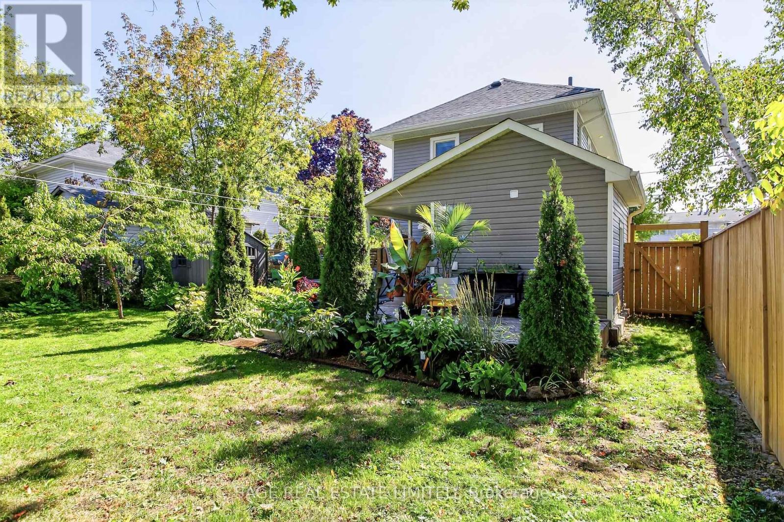 72 Victoria Avenue, Peterborough (Northcrest Ward 5), Ontario  K9H 4W1 - Photo 50 - X12405568