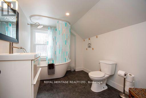 1074 Lakehurst Road, Trent Lakes, Ontario  K0L 2H0 - Photo 31 - X12405690