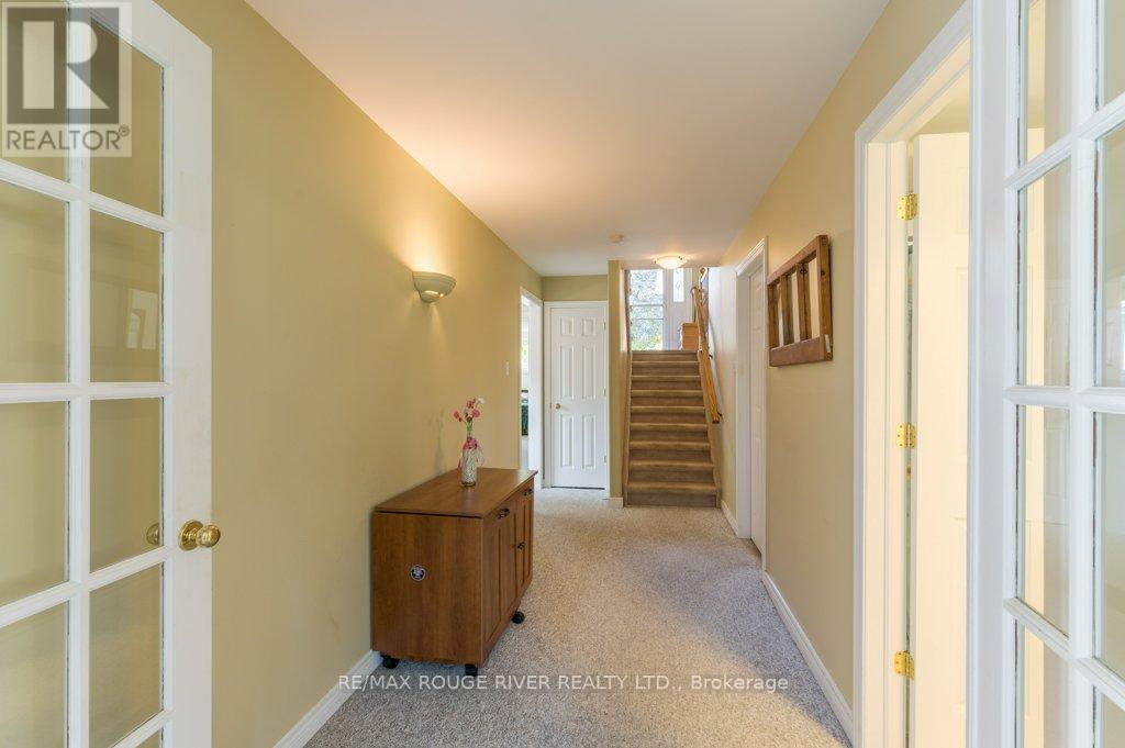 315 Woodward Avenue, Selwyn, Ontario  K9L 1K2 - Photo 33 - X12405808