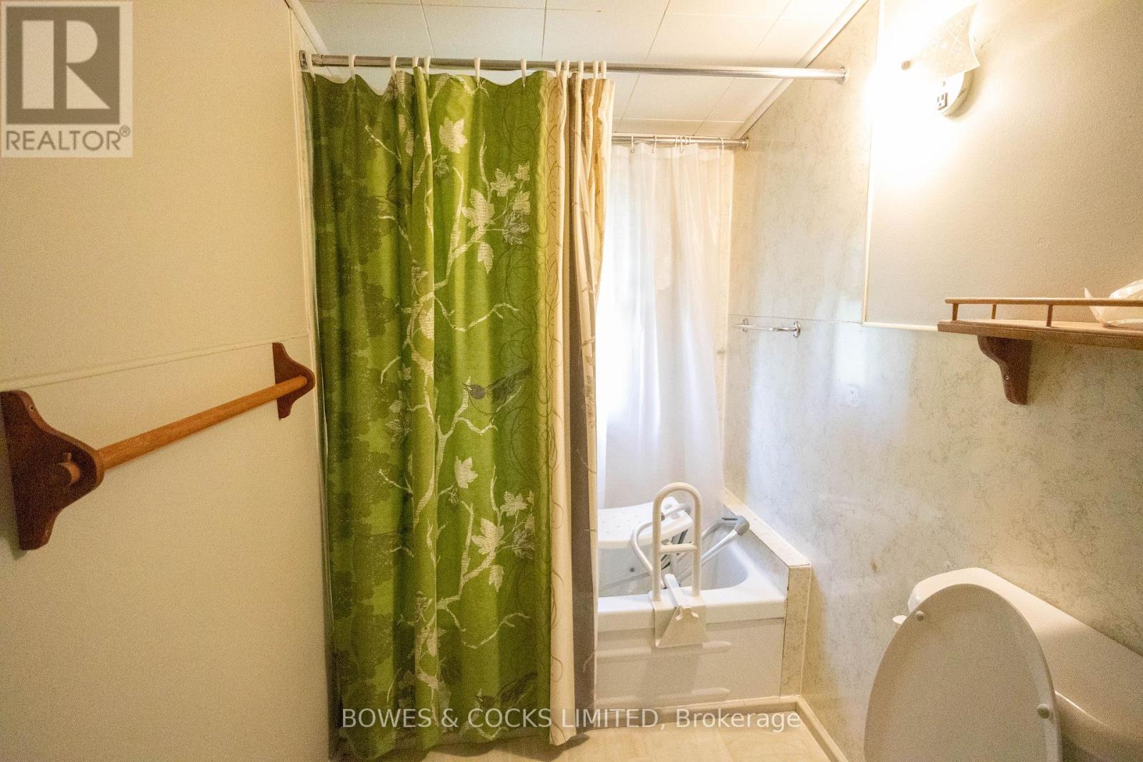 33023 Highway 62, Hastings Highlands (Wicklow Ward), Ontario  K0L 2S0 - Photo 11 - X12405954