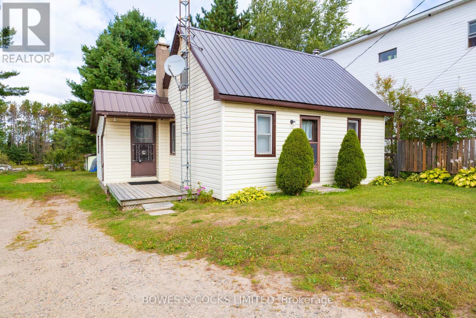 33023 Highway 62, Hastings Highlands (Wicklow Ward), Ontario  K0L 2S0 - Photo 5 - X12405954