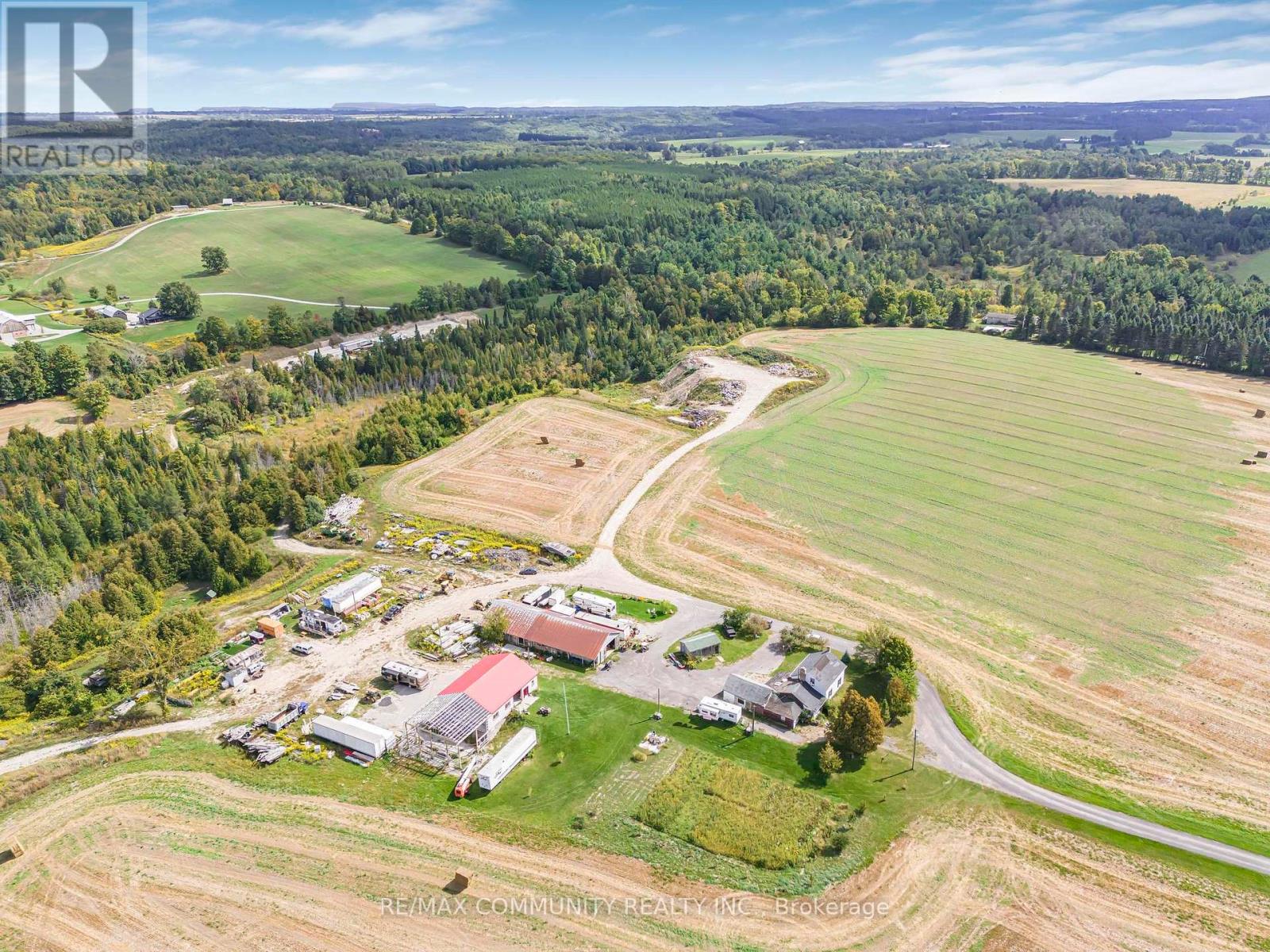 754 Porter Road, Kawartha Lakes (Manvers), Ontario  L0A 1K0 - Photo 39 - X12405917