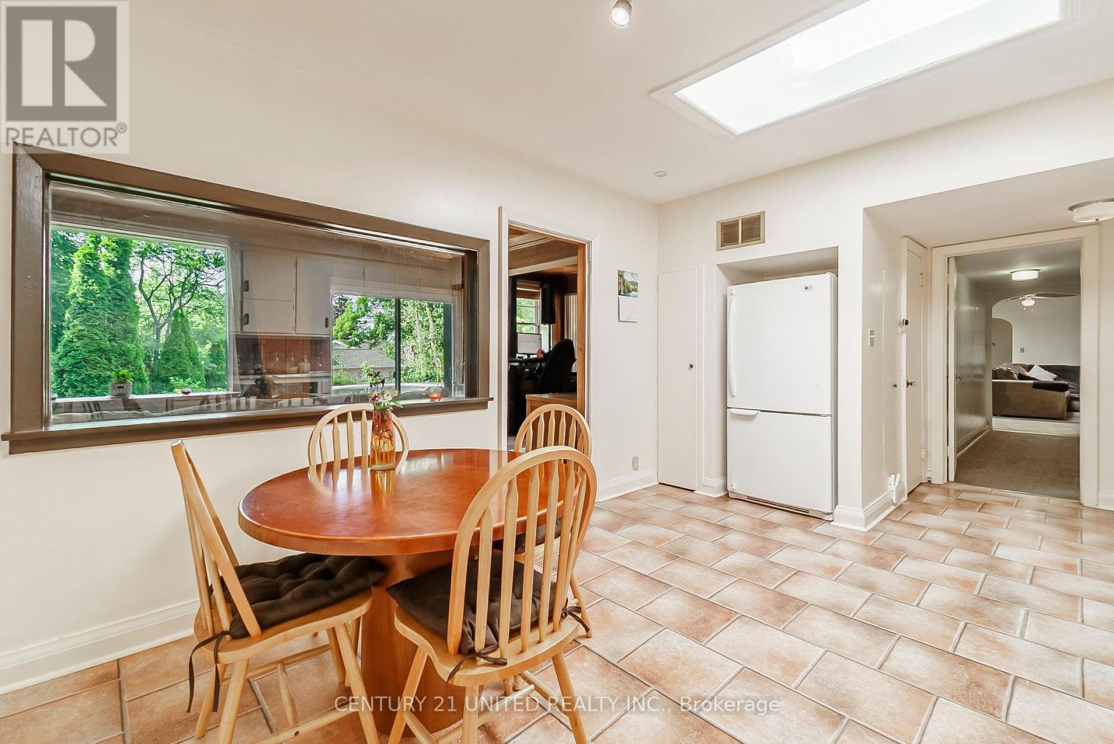 44 Moorecraig Road, Peterborough (Monaghan Ward 2), Ontario  K9J 6V7 - Photo 17 - X12406407