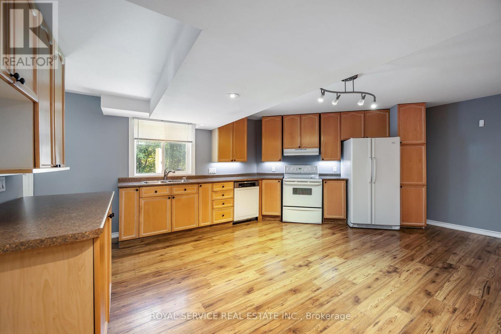 30 Brookside Street, Cavan Monaghan (Millbrook Village), Ontario  L0A 1G0 - Photo 37 - X12406618