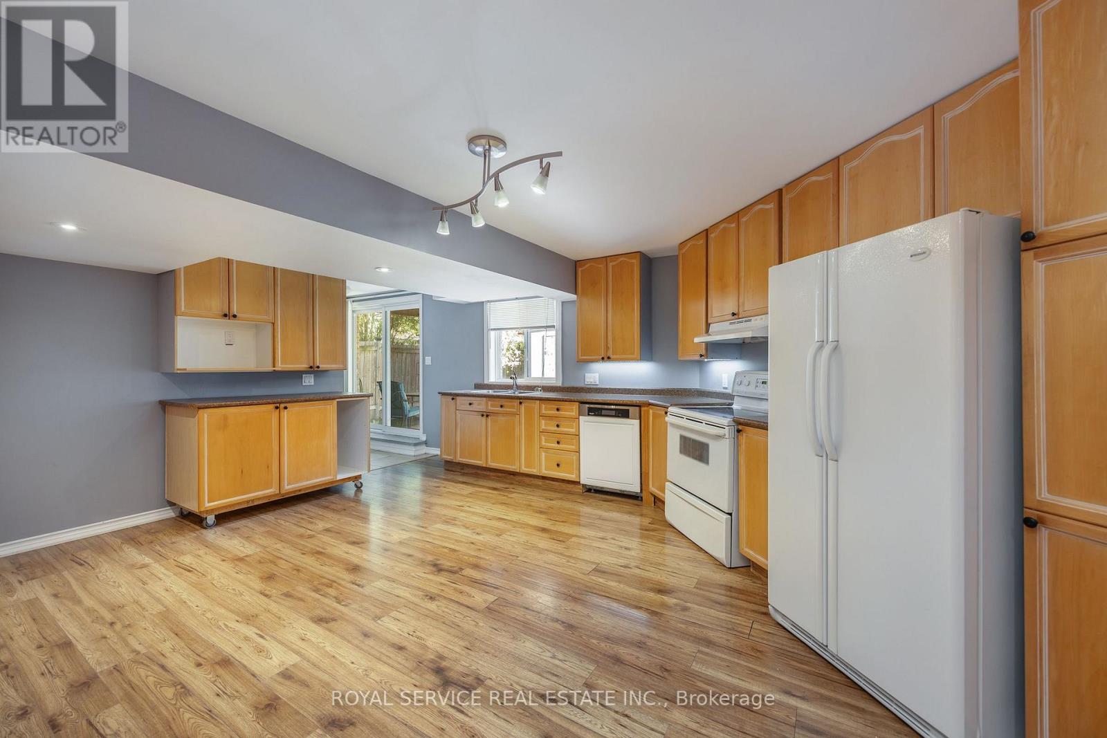 30 Brookside Street, Cavan Monaghan (Millbrook Village), Ontario  L0A 1G0 - Photo 38 - X12406618
