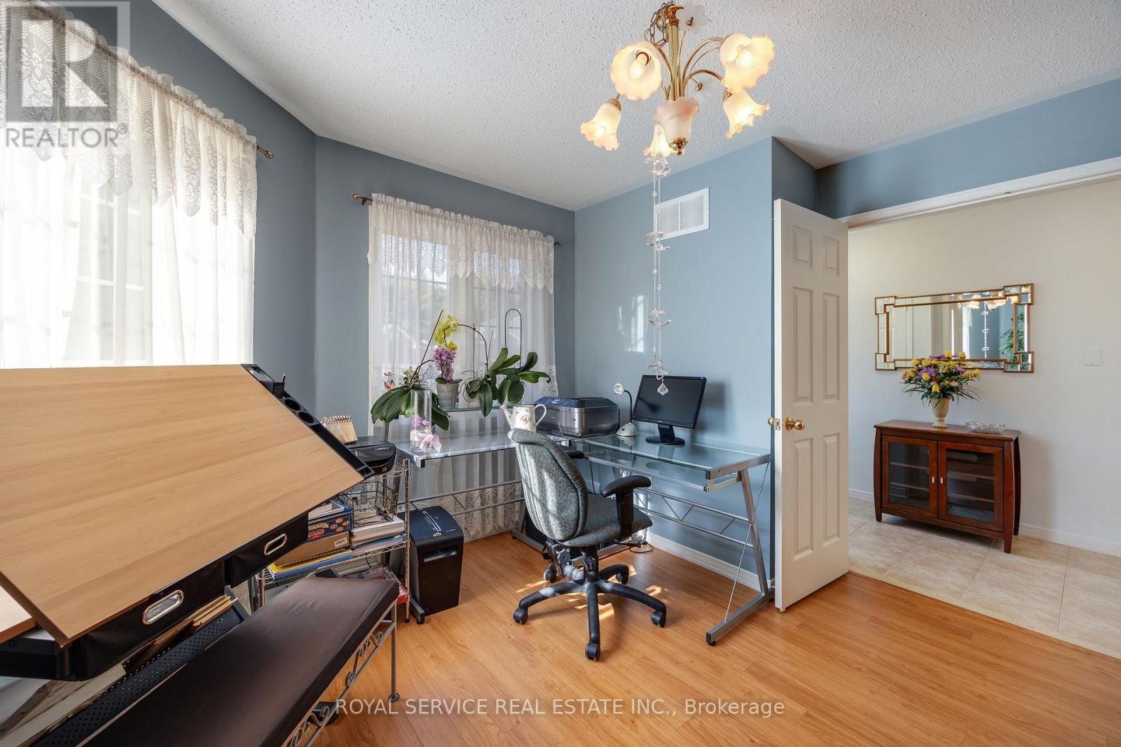 30 Brookside Street, Cavan Monaghan (Millbrook Village), Ontario  L0A 1G0 - Photo 6 - X12406618