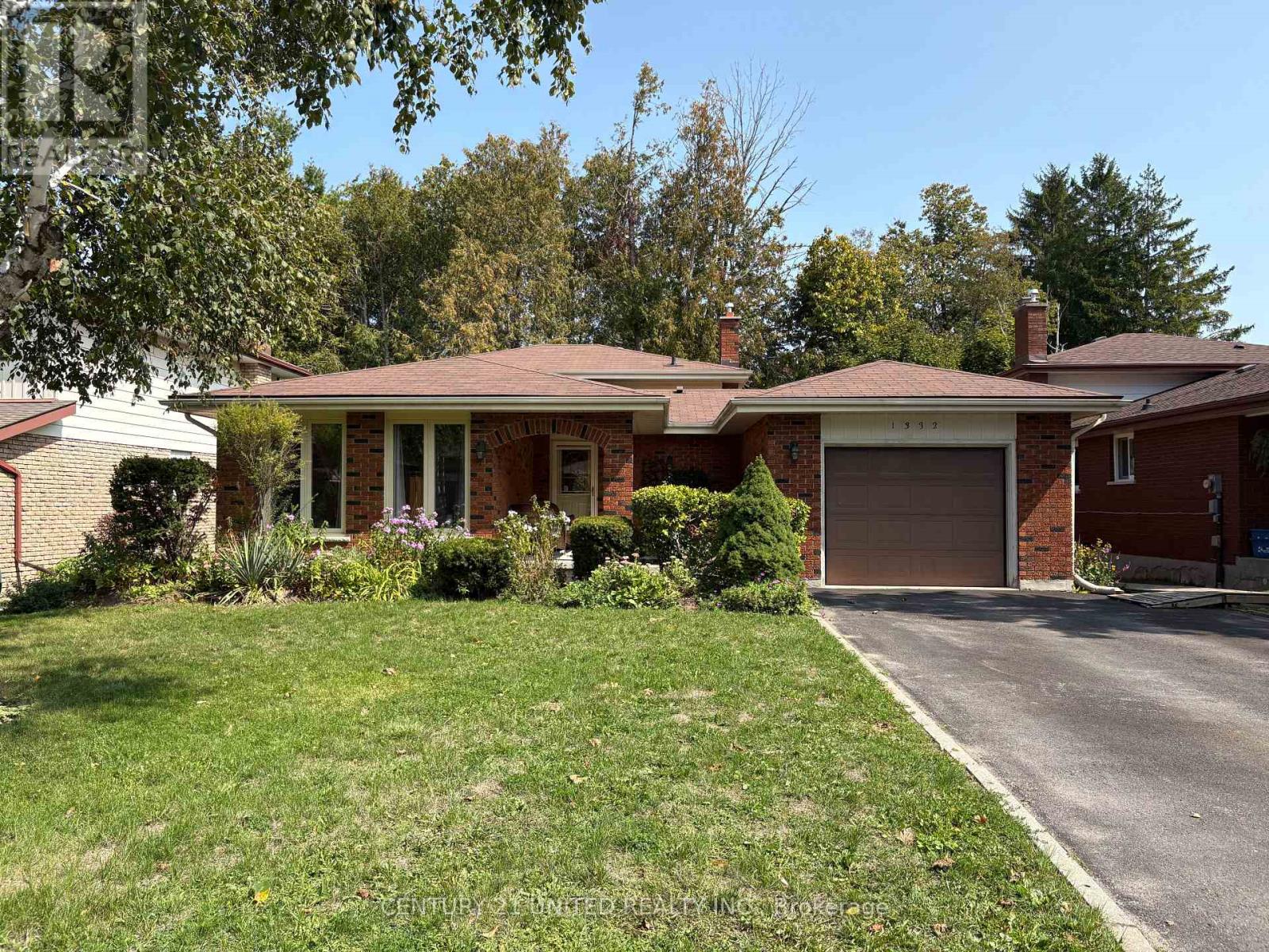 1332 BALSAM AVENUE, peterborough (monaghan ward 2), Ontario