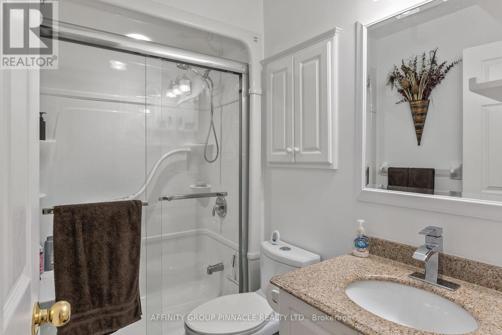 17 Wood Court, Kawartha Lakes (Lindsay), Ontario  K9V 6J4 - Photo 17 - X12407027