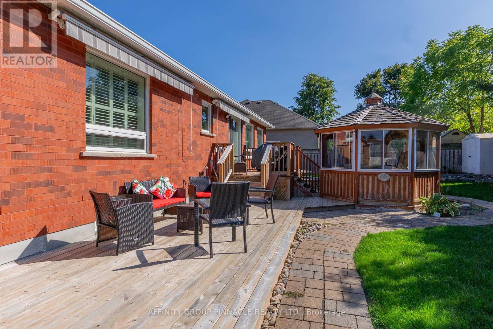 17 Wood Court, Kawartha Lakes (Lindsay), Ontario  K9V 6J4 - Photo 32 - X12407027