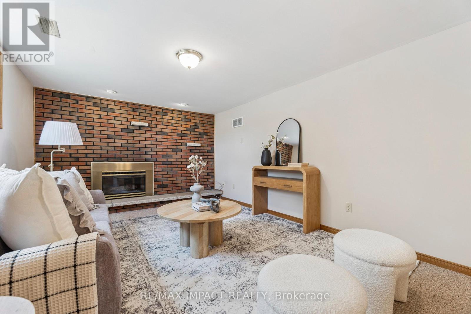 298 Plati Avenue, Douro-Dummer, Ontario  K9L 1C7 - Photo 29 - X12407156