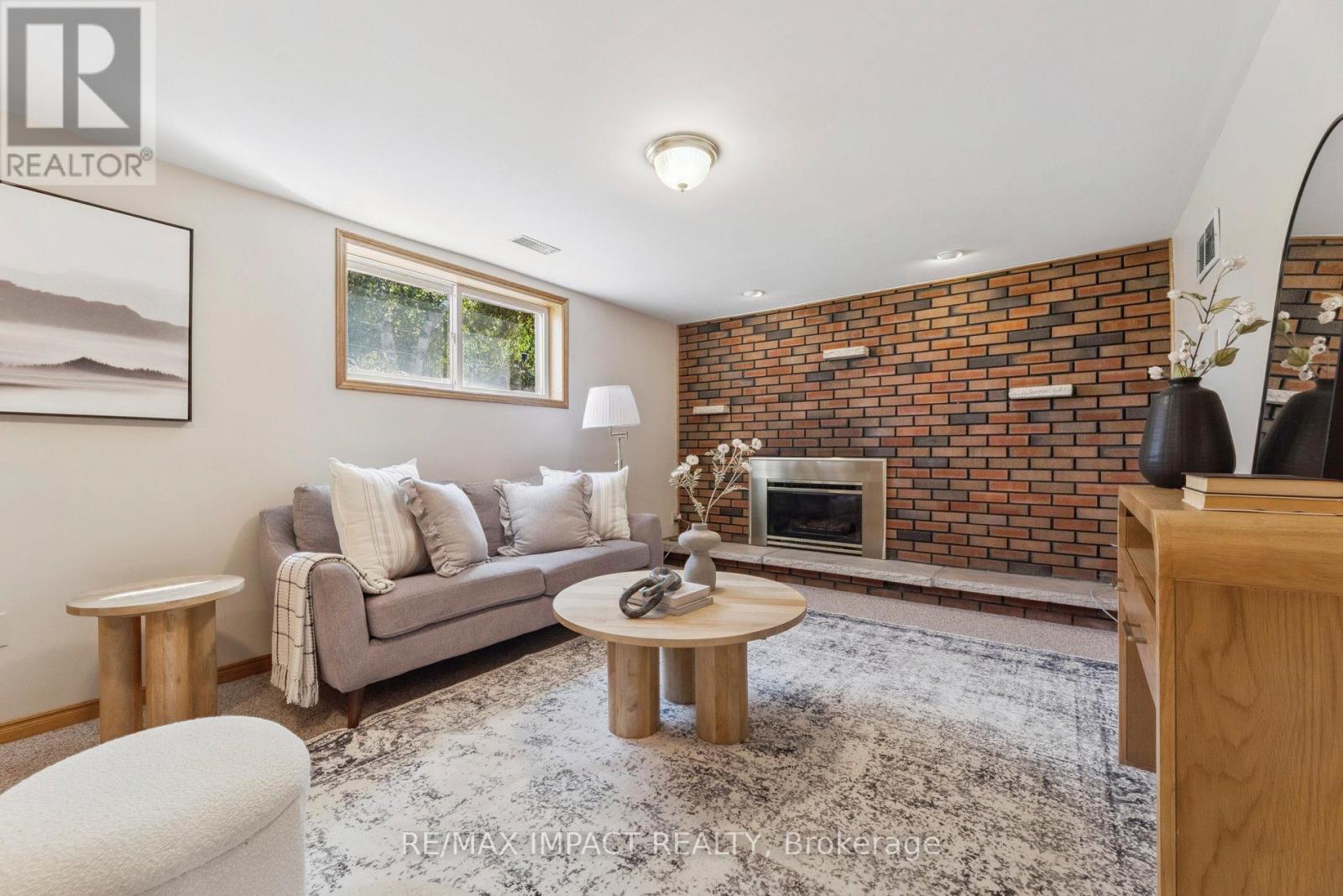 298 Plati Avenue, Douro-Dummer, Ontario  K9L 1C7 - Photo 30 - X12407156